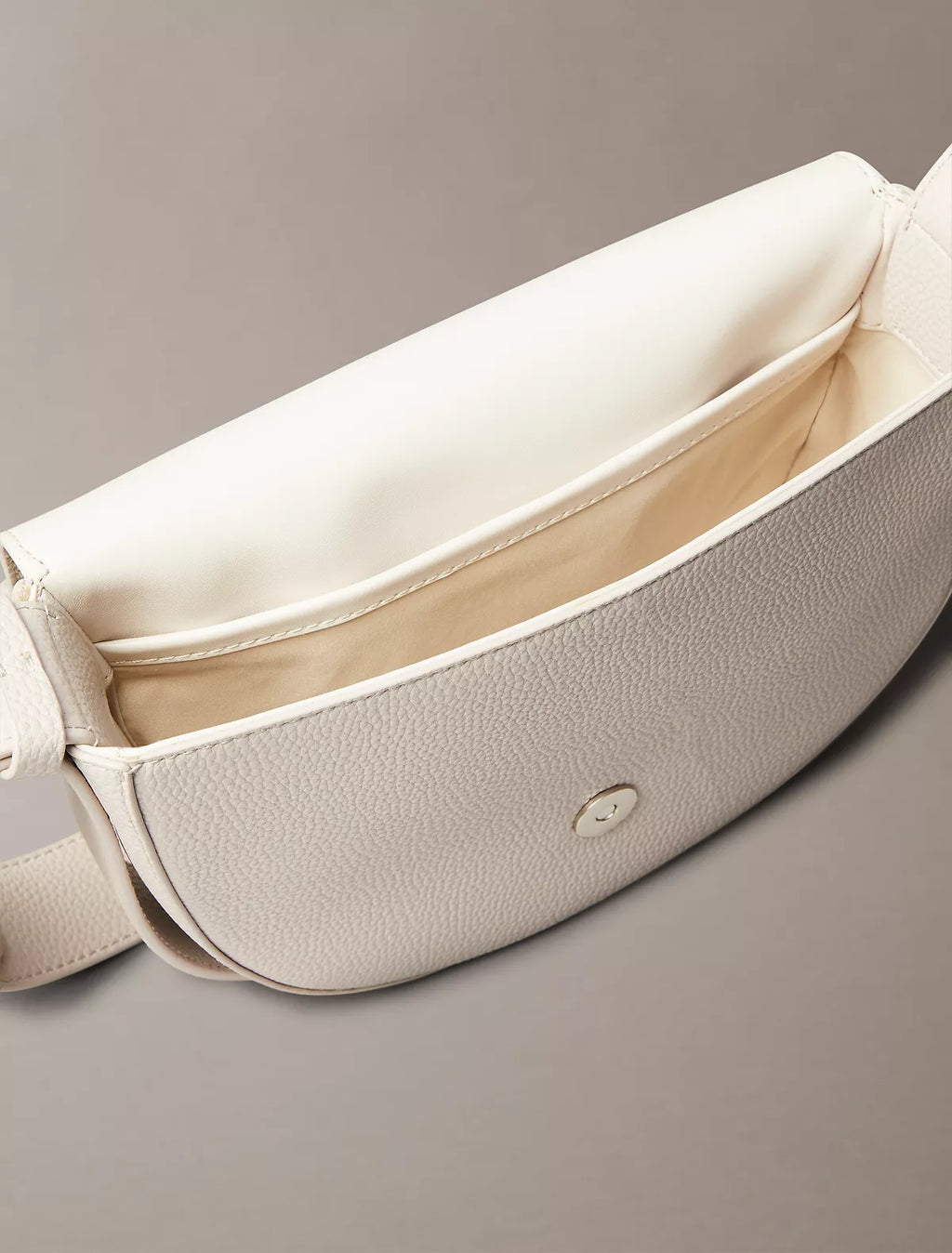 Calvin Klein - Archive Hardware Saddle Bag