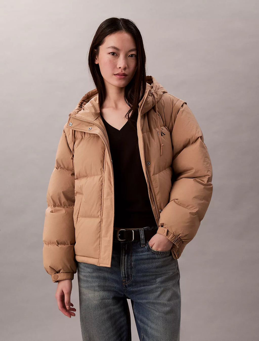 Calvin Klein - Crinkle Nylon Detachable Sleeve Puffer Jacket
