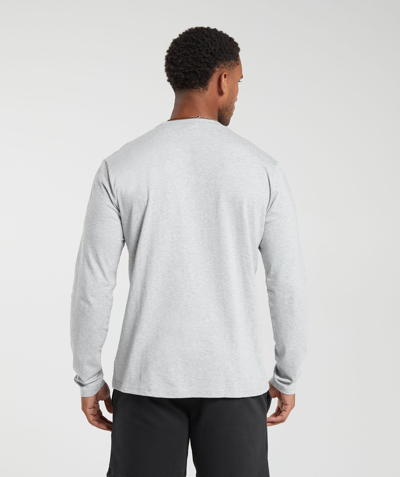 GYMSHARK - Crest Long Sleeve T-Shirt