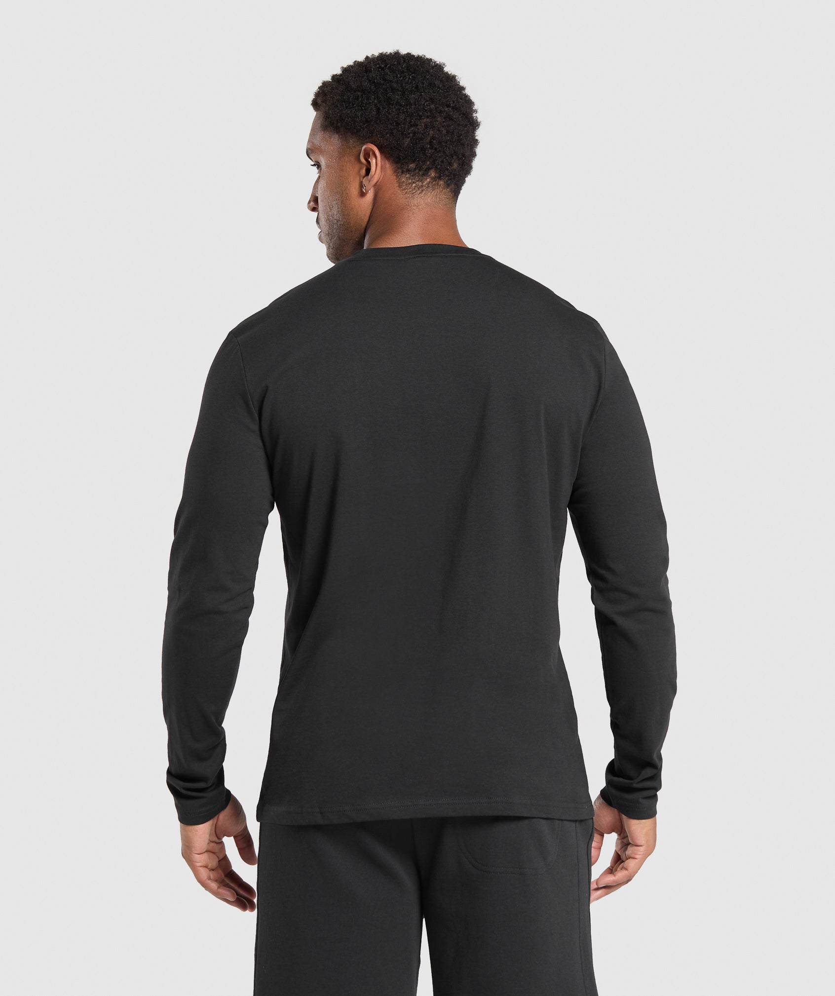 GYMSHARK - Crest Long Sleeve T-Shirt
