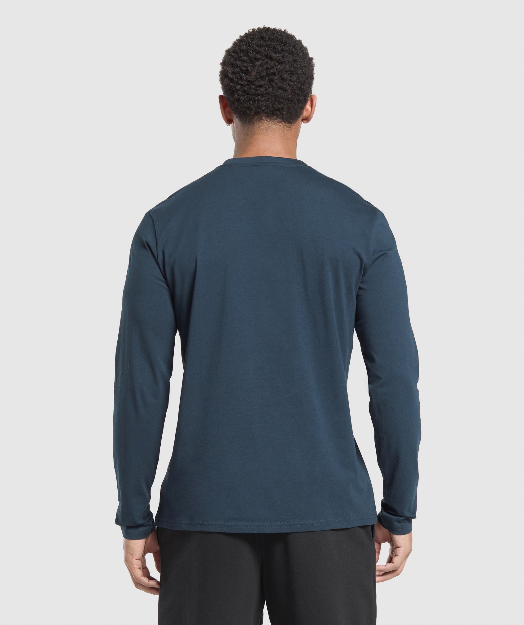 GYMSHARK - Crest Long Sleeve T-Shirt