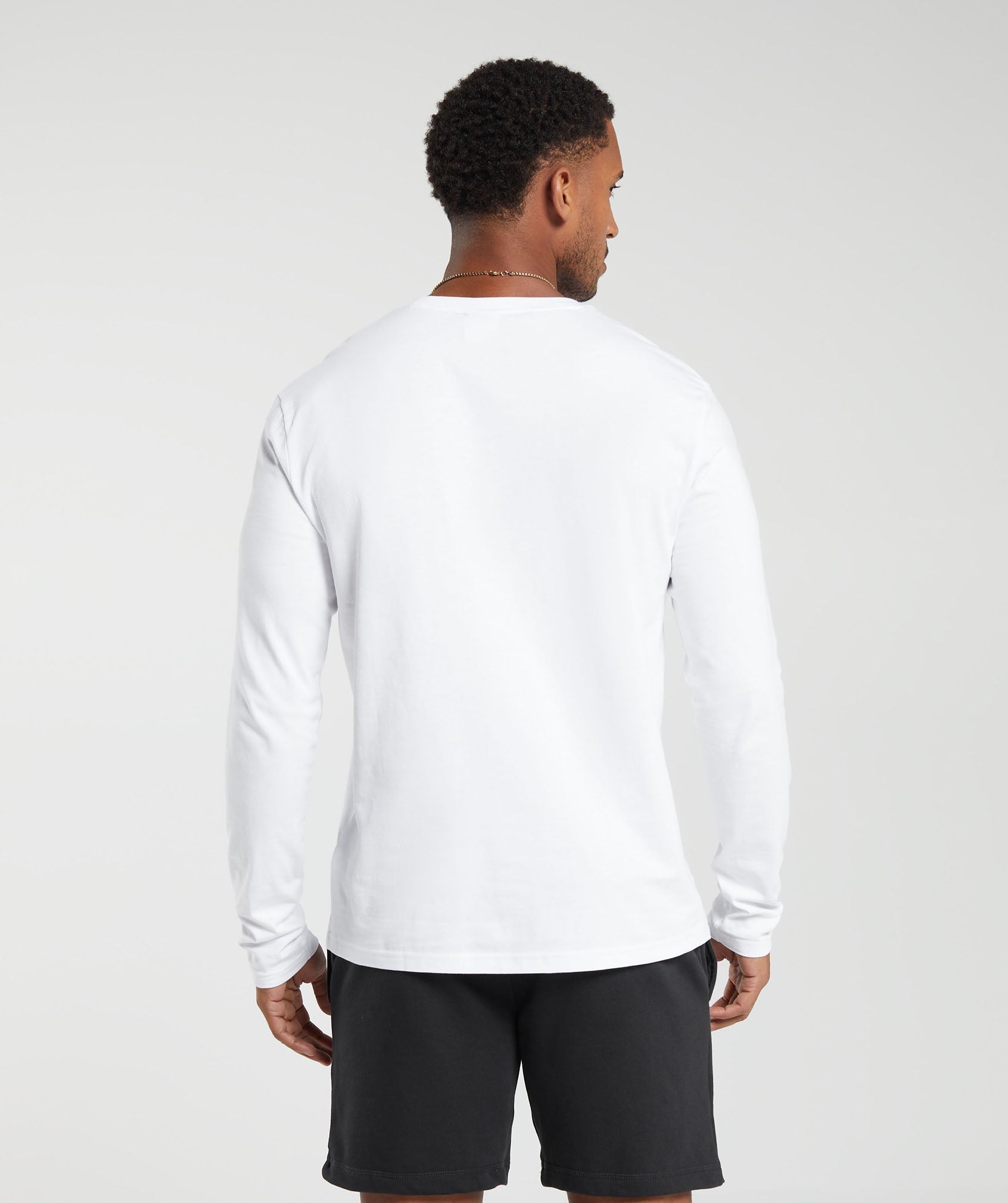 GYMSHARK - Crest Long Sleeve T-Shirt