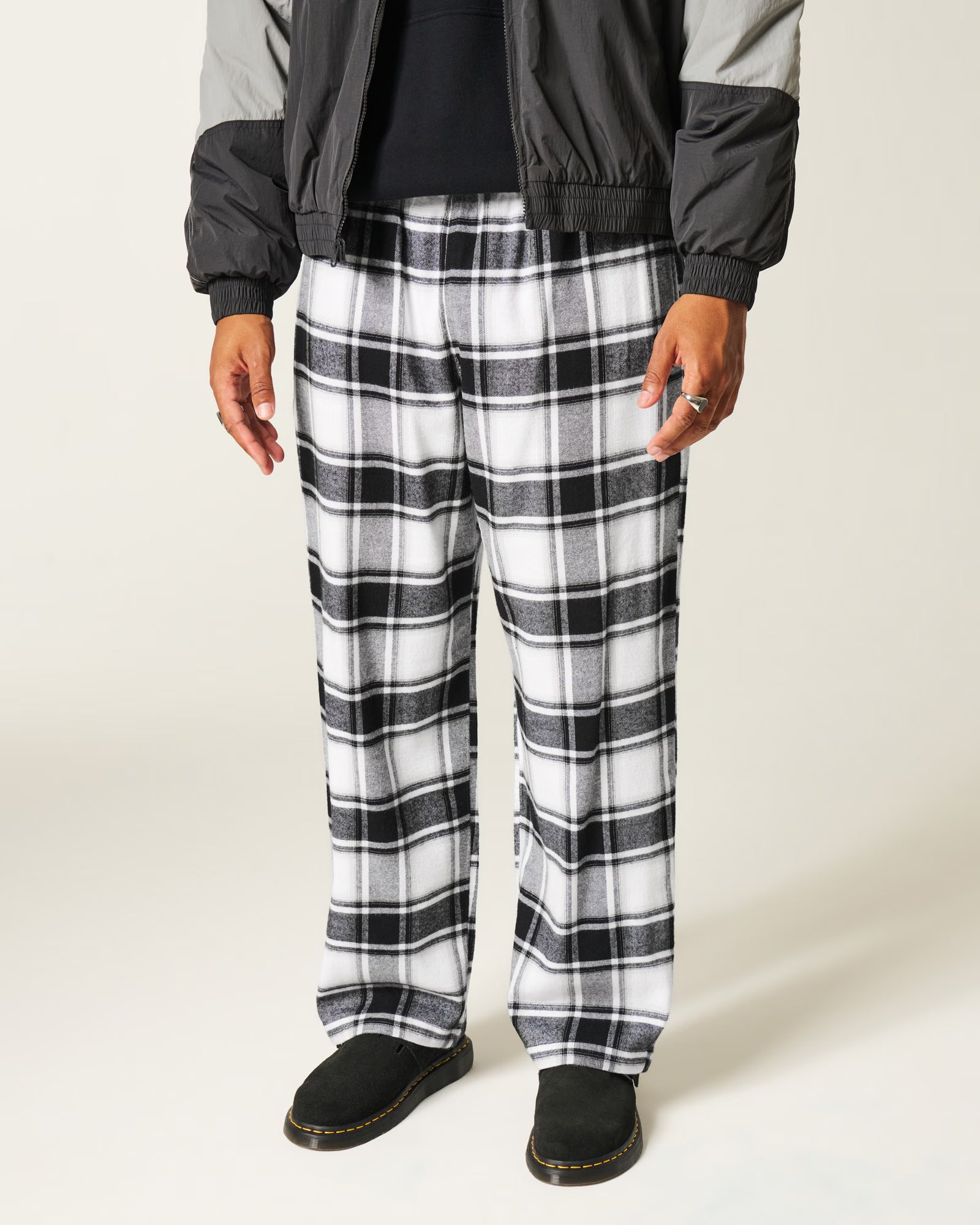 Hollister - Flannel Pants