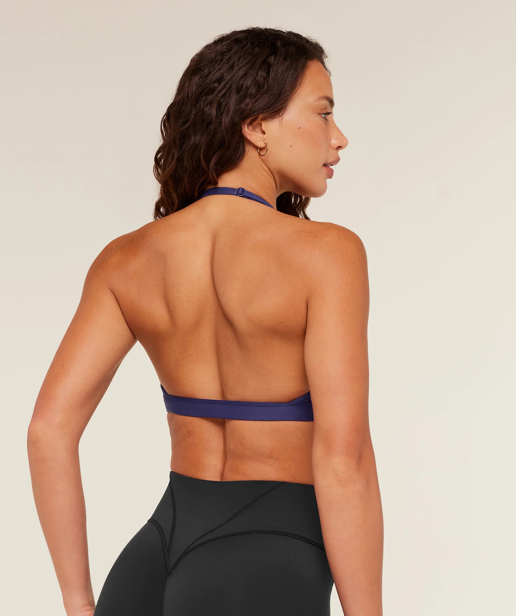GYMSHARK - Minimal Halterneck Sports Bra