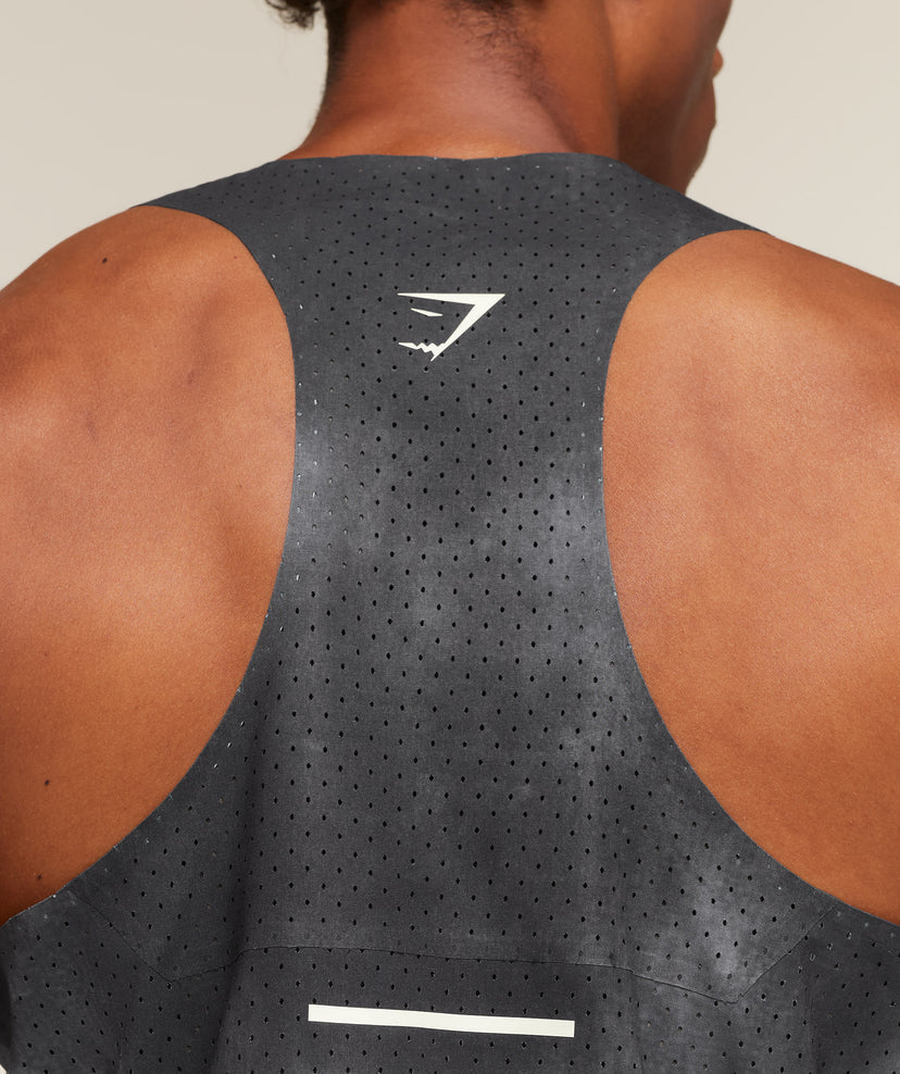 GYMSHARK - Gymshark x Frazetta x Run Club Tank