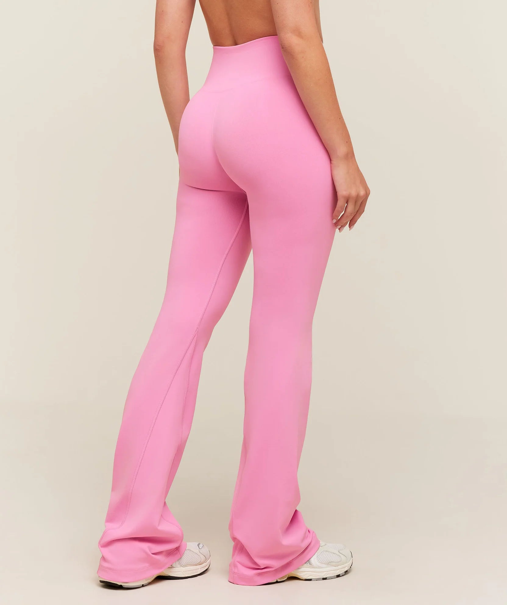 GYMSHARK - Soft Sculpt Flared Leggings