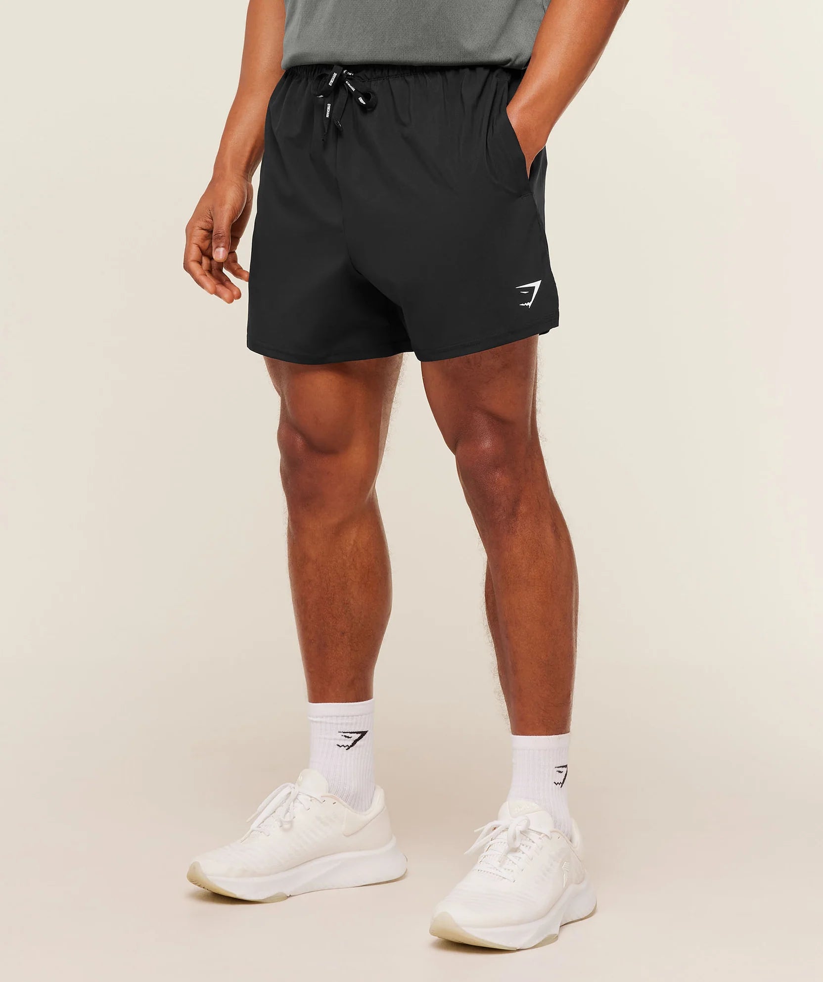 GYMSHARK - Train 5" Shorts