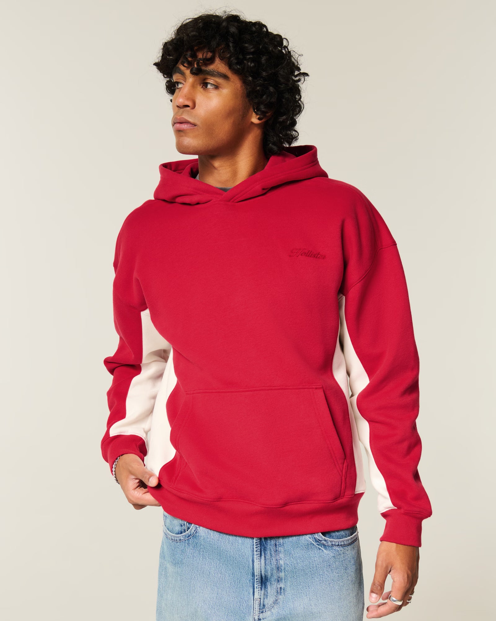Hollister - Boxy Logo Hoodie