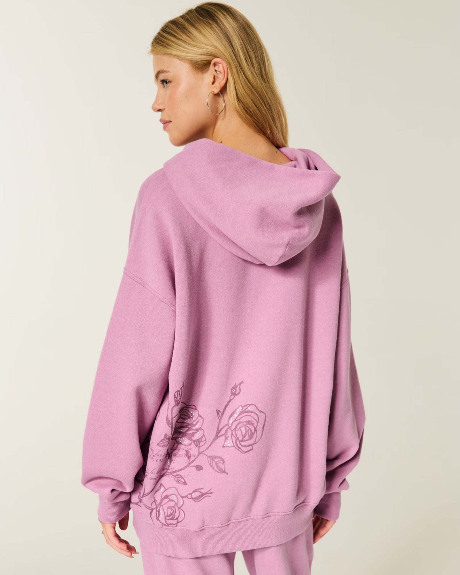 Hollister - Oversized Sparkle Logo Graphic Hoodie