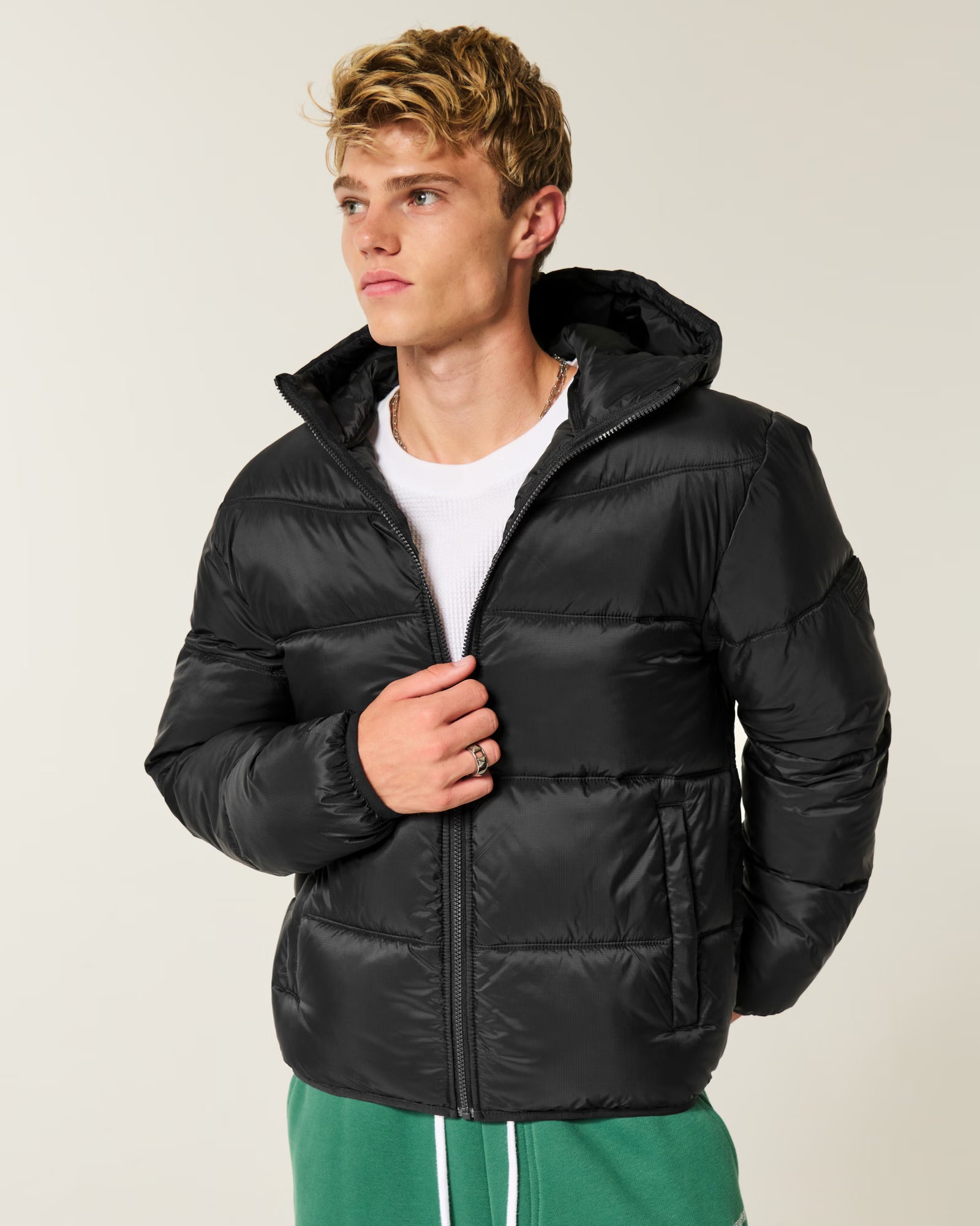 Hollister - Hooded Puffer Jacket