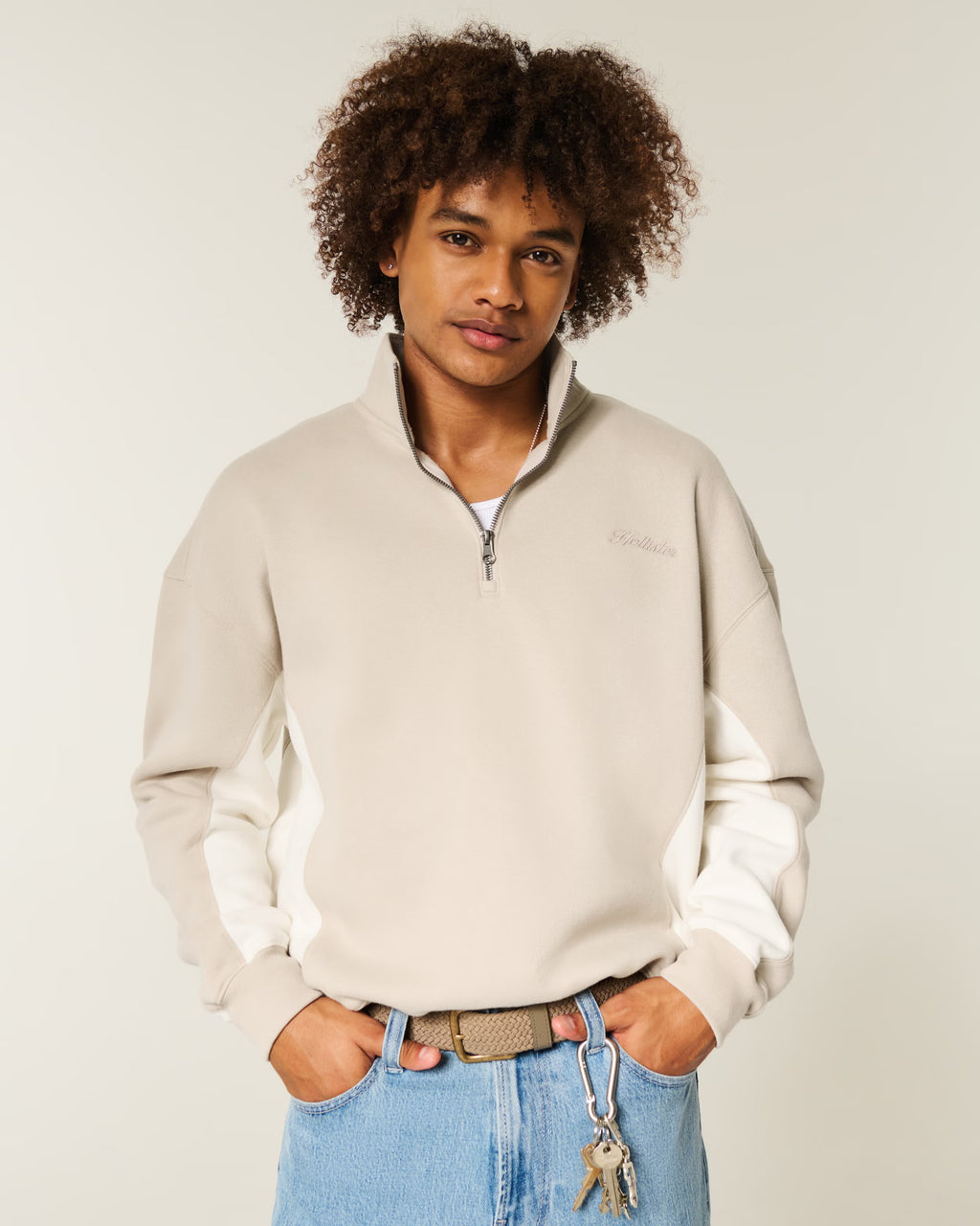 Hollister - Boxy Logo Quarter-Zip Sweatshirt
