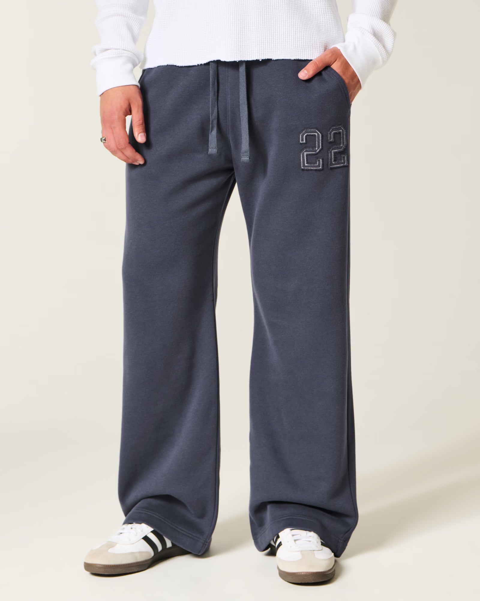Hollister - Bootcut Sweatpants