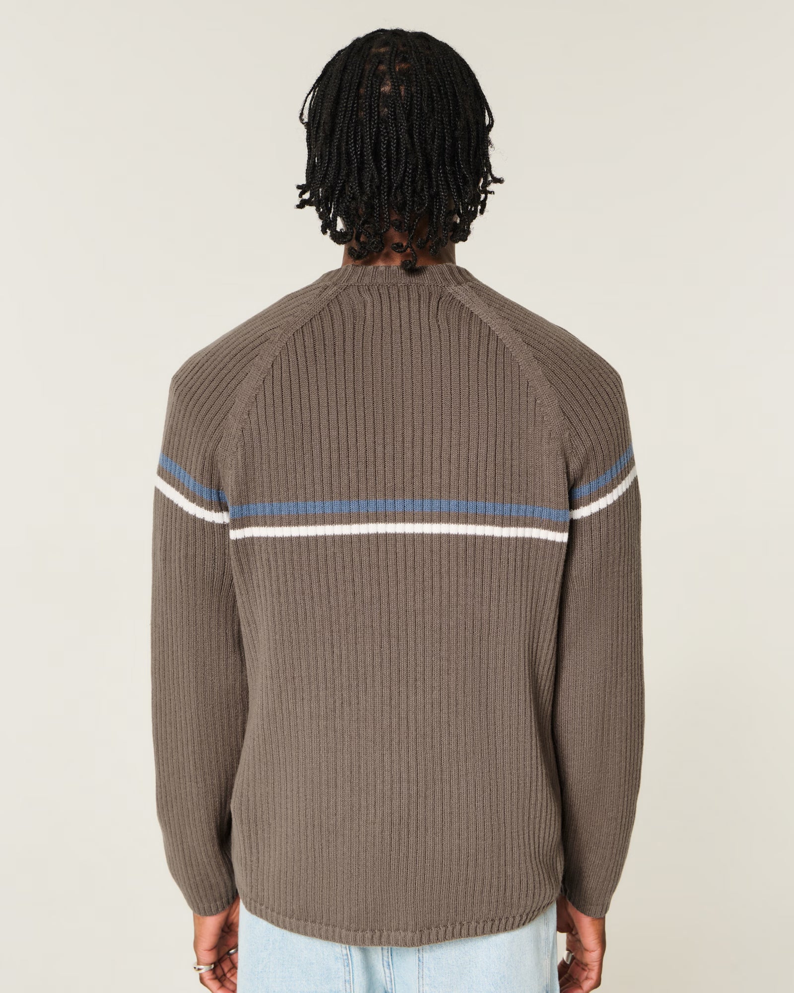 Hollister - Boxy Logo Crew Sweater