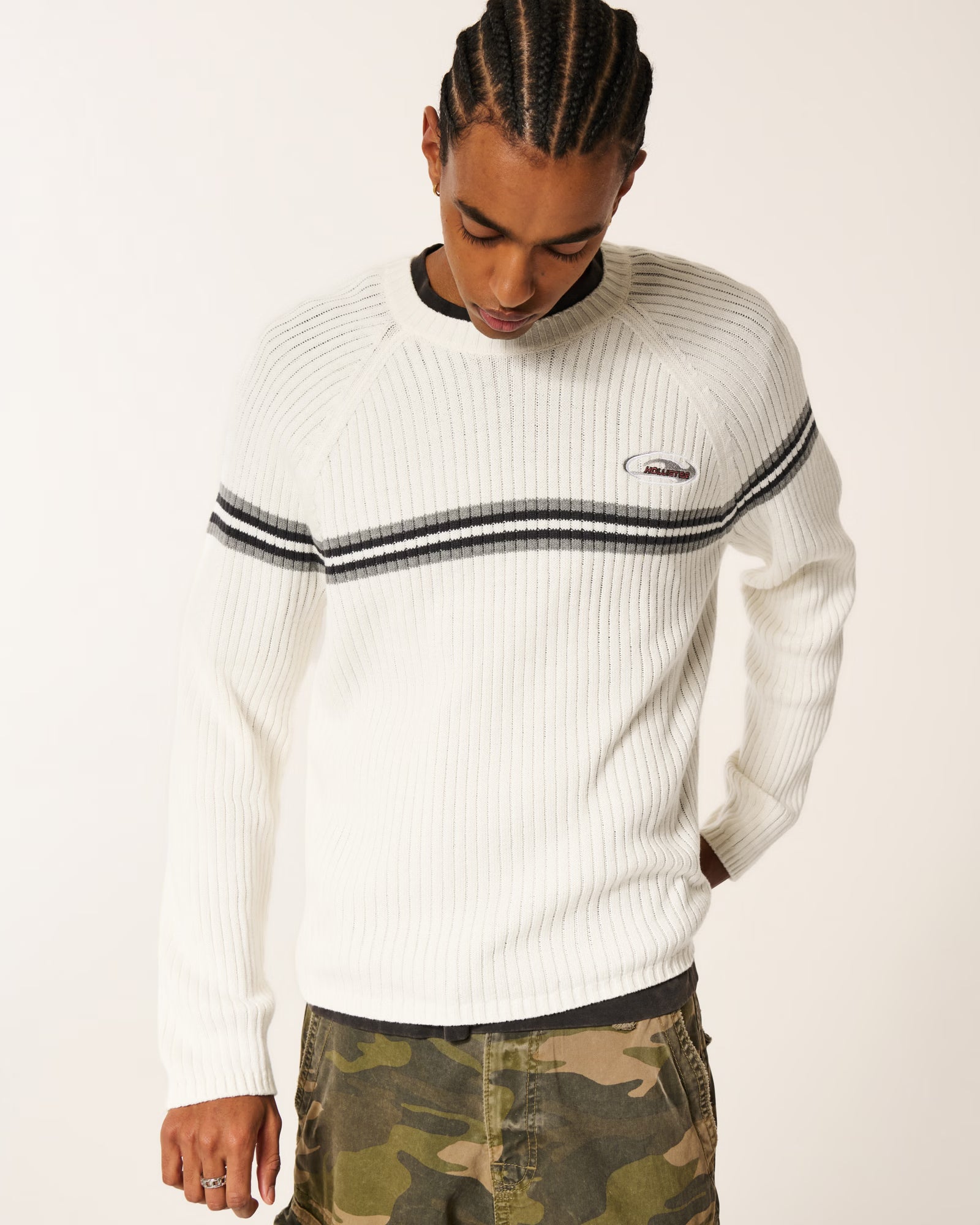 Hollister - Boxy Logo Crew Sweater