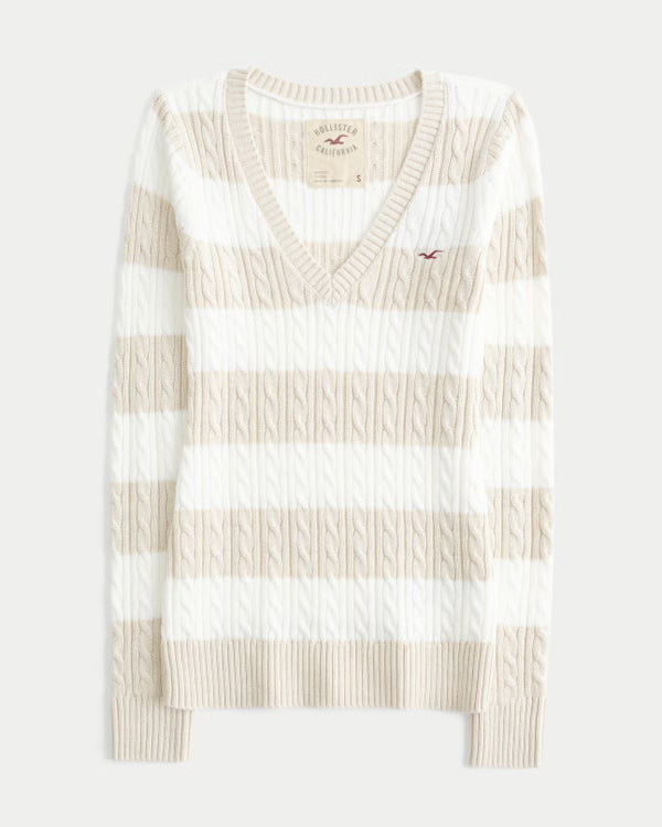 Hollister - Ivy Cable-Knit V-Neck Sweater