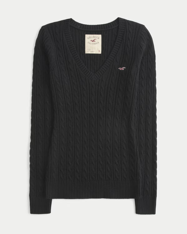 Hollister - Ivy Cable-Knit V-Neck Sweater