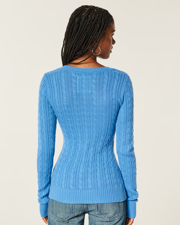 Hollister - Ivy Cable-Knit V-Neck Sweater