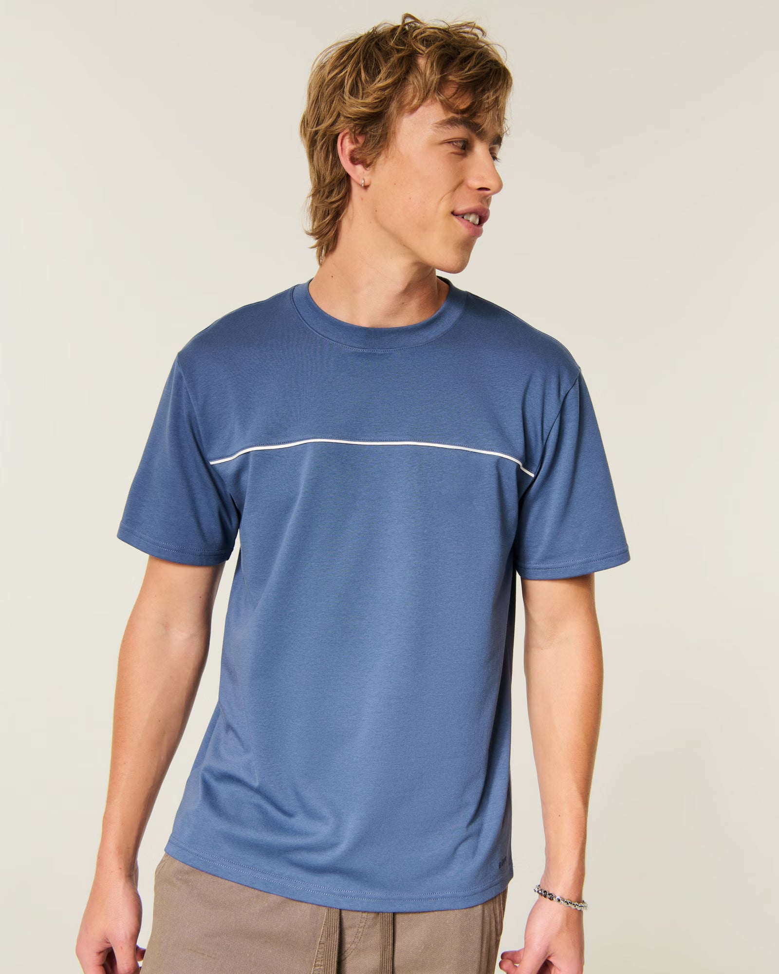 Hollister - Relaxed Everyday Tee