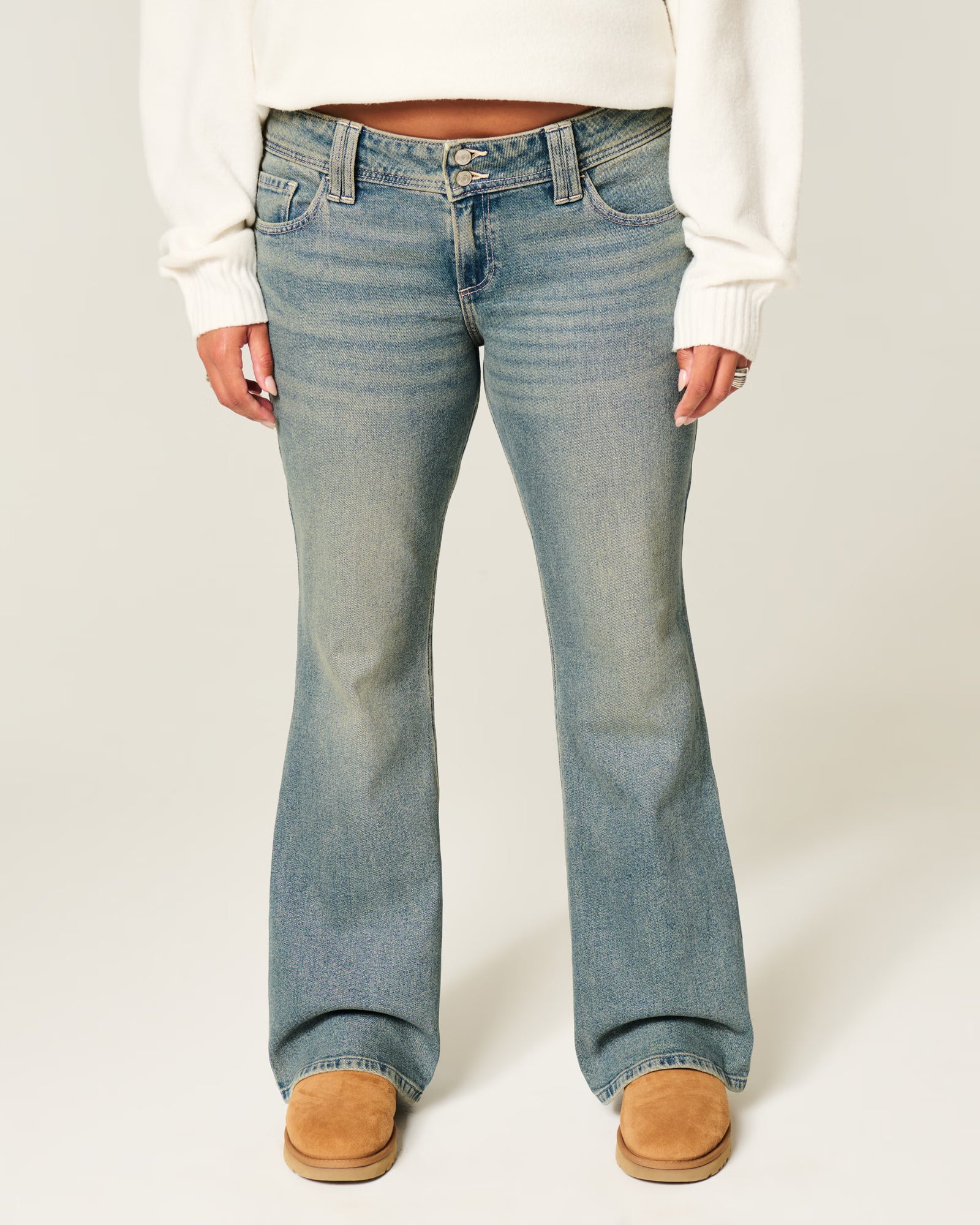 Hollister - Low-Rise Bootcut Jeans