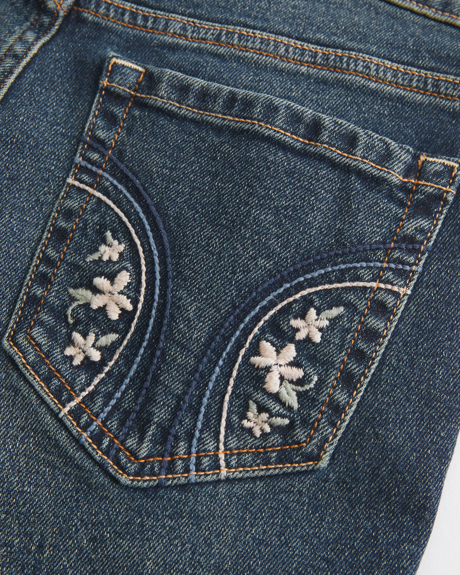Hollister - Low-Rise Bootcut Jeans