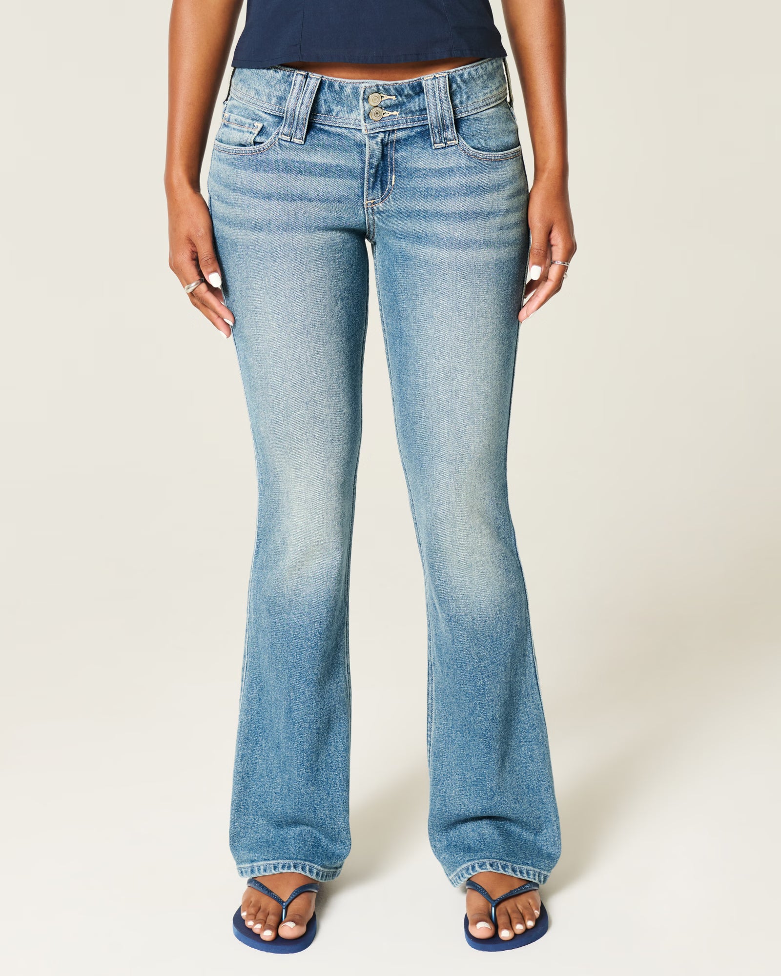 Hollister - Low-Rise Bootcut Jeans