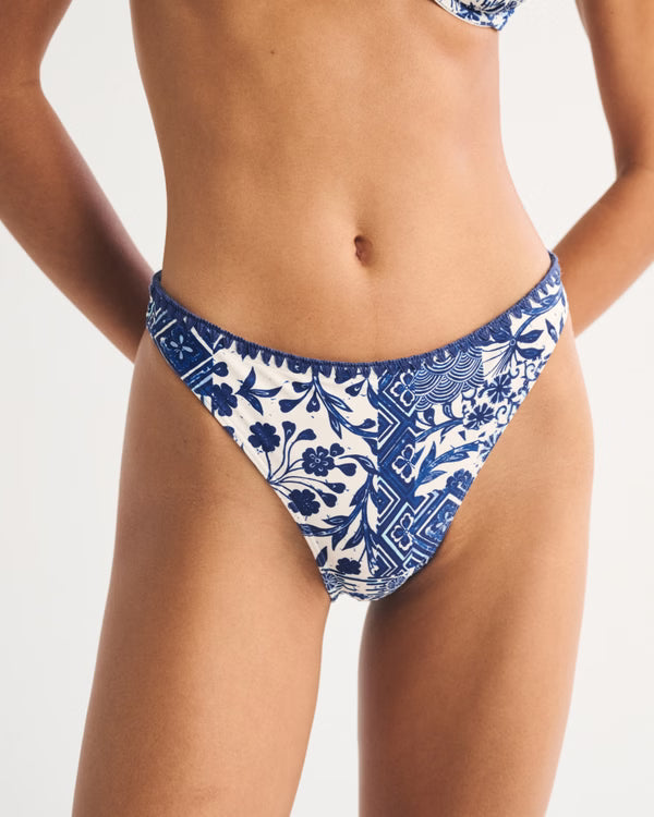 Abercrombie & Fitch - Mid Rise High-Leg Moderate Bottom