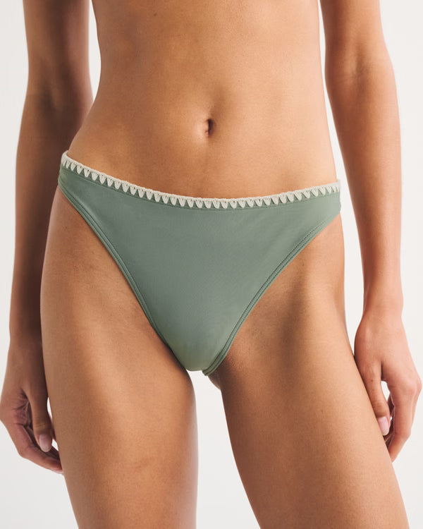 Abercrombie & Fitch - Mid Rise High-Leg Moderate Bottom