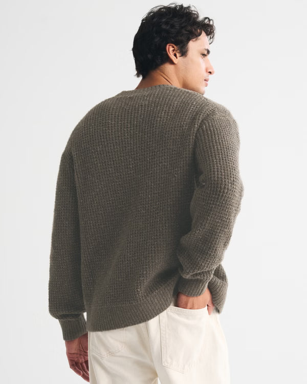 Abercrombie & Fitch - Essential Crew Sweater