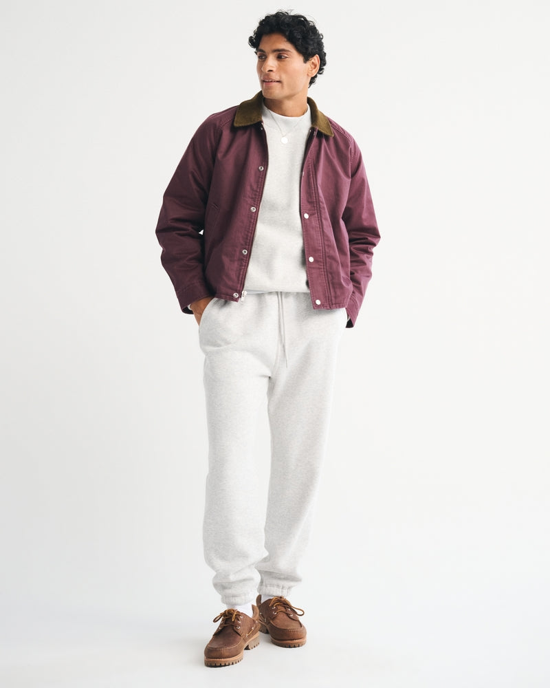 Abercrombie & Fitch - Essential Crew Sweatshirt