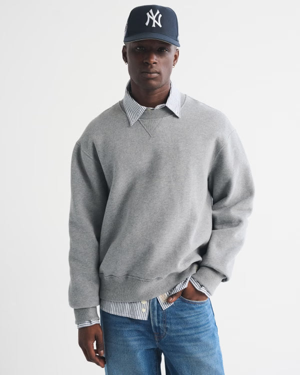 Abercrombie & Fitch - Heritage Heavyweight Crew Sweatshirt