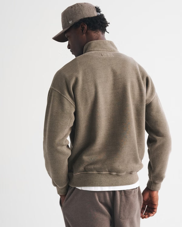 Abercrombie & Fitch -  Essential Half-Zip Sweatshirt