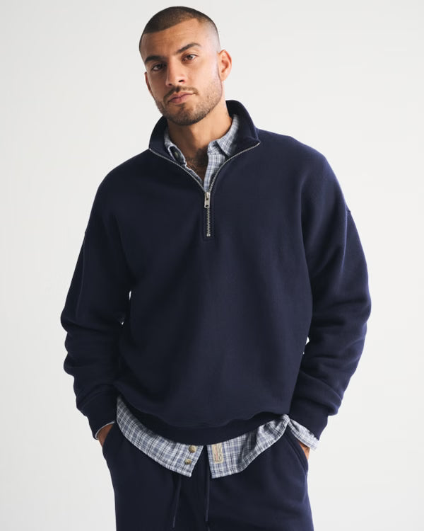 Abercrombie & Fitch -  Essential Half-Zip Sweatshirt