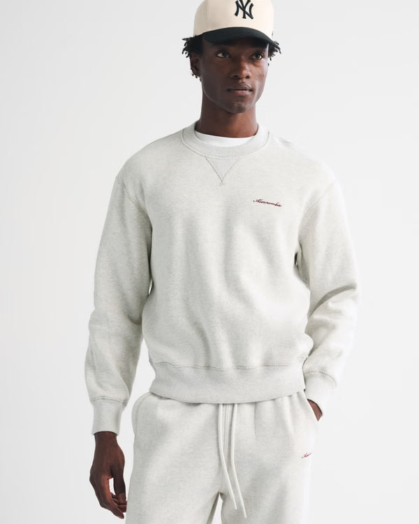 Abercrombie & Fitch - Heritage Heavyweight Logo Crew Sweatshirt