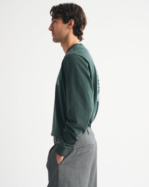 Abercrombie & Fitch - Long-Sleeve Graphic Logo Tee