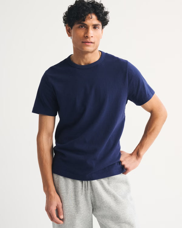 Abercrombie & Fitch - Classic Essential Tee