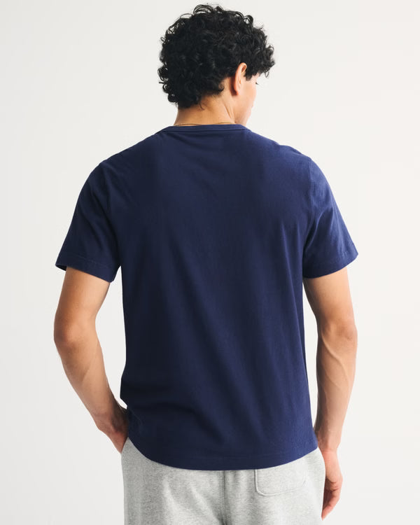 Abercrombie & Fitch - Classic Essential Tee