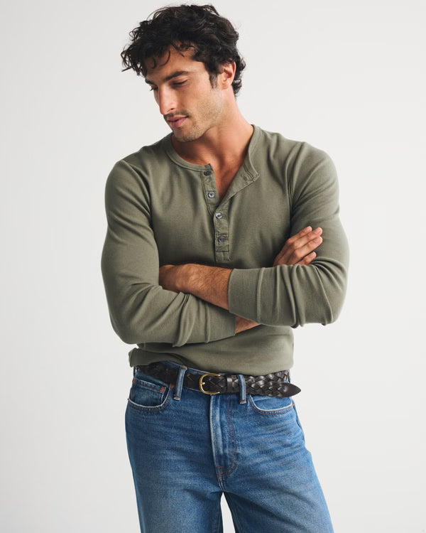 Abercrombie & Fitch - Essential Slim Ribbed Henley