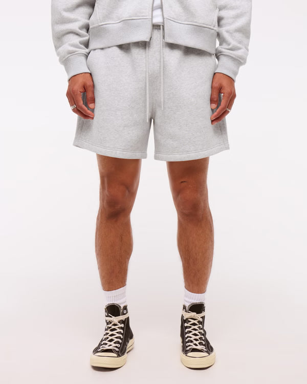 Abercrombie & Fitch - Essential Short