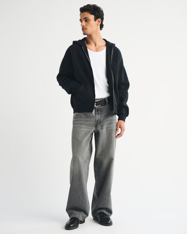 Abercrombie & Fitch - Ultra Baggy Jeans