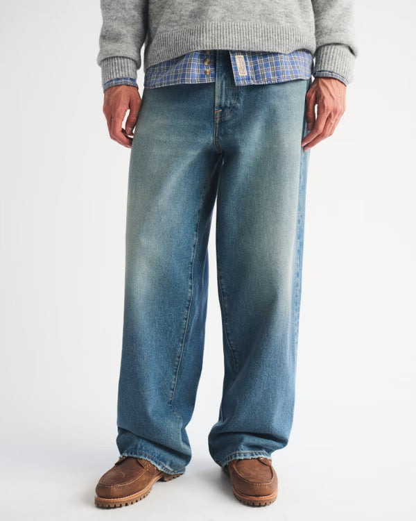 Abercrombie & Fitch - Ultra Baggy Jeans