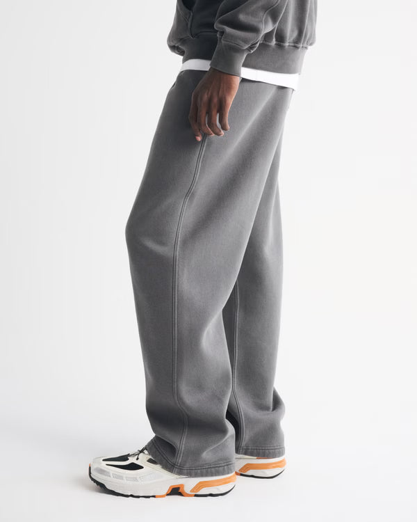 Abercrombie & Fitch - Essential Baggy Open-Hem Sweatpant