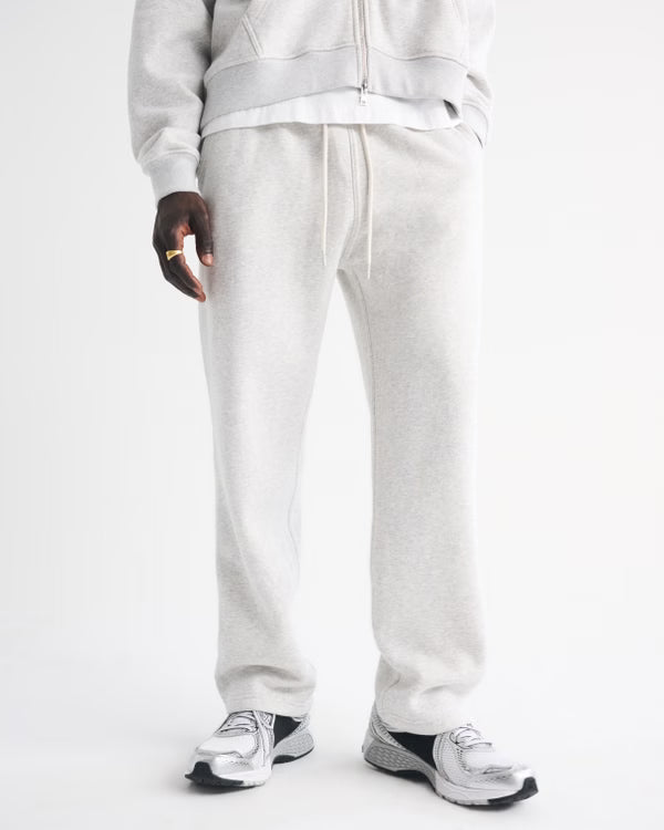 Abercrombie & Fitch - Essential Straight Open-Hem Sweatpant