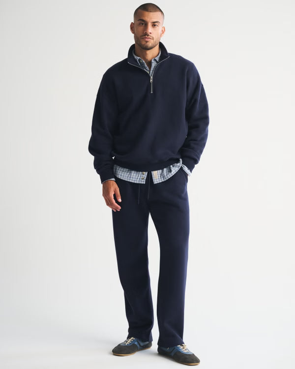 Abercrombie & Fitch - Essential Straight Open-Hem Sweatpant