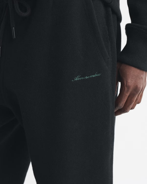 Abercrombie & Fitch - Heritage Heavyweight Baggy Logo Sweatpant