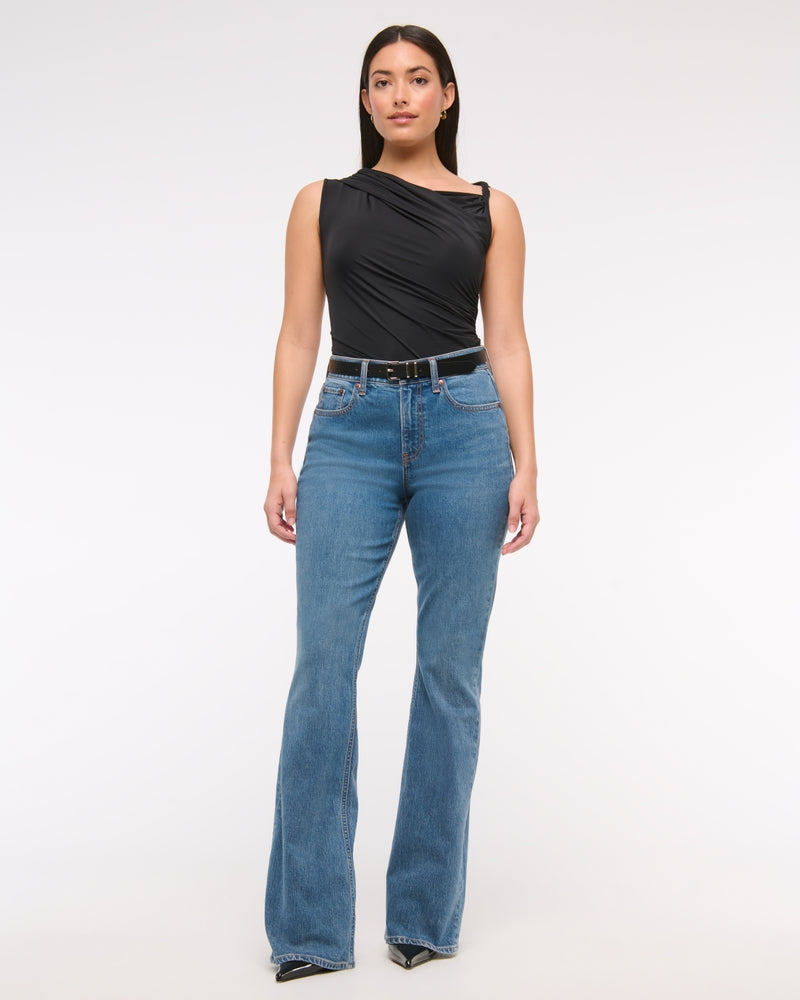 Abercrombie & Fitch - Curve Love Mid Rise Bootcut Jean
