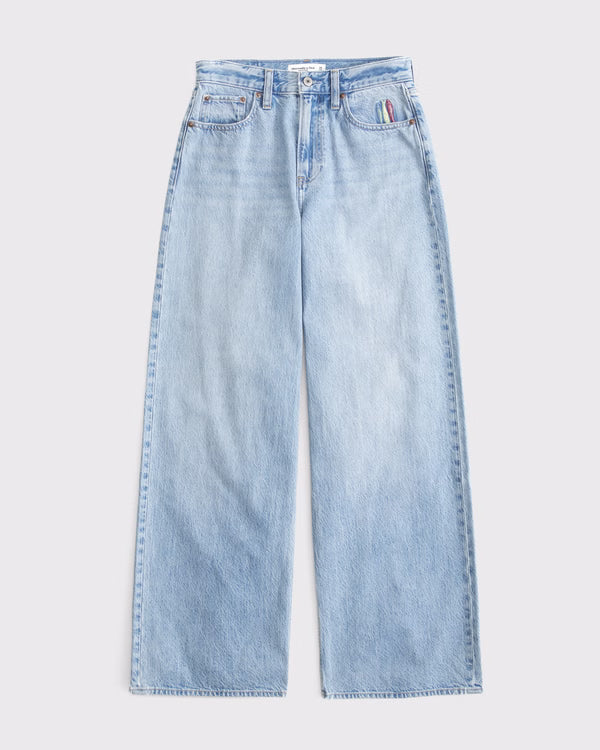 Abercrombie & Fitch - High Rise Wide Leg Jean