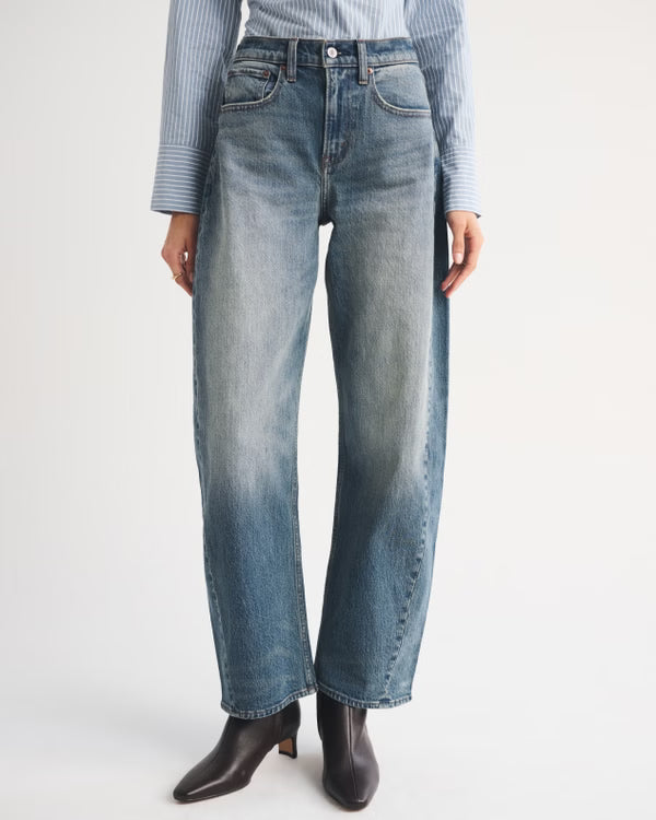 Abercrombie & Fitch - High Rise Barrel Jean
