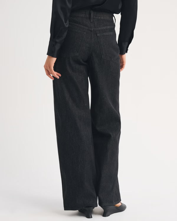 Abercrombie & Fitch - High Rise Wide Leg Jean