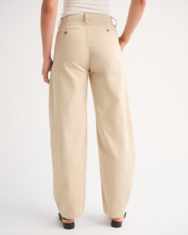 Abercrombie & Fitch - 100% Cotton High Rise Chino Barrel Pant