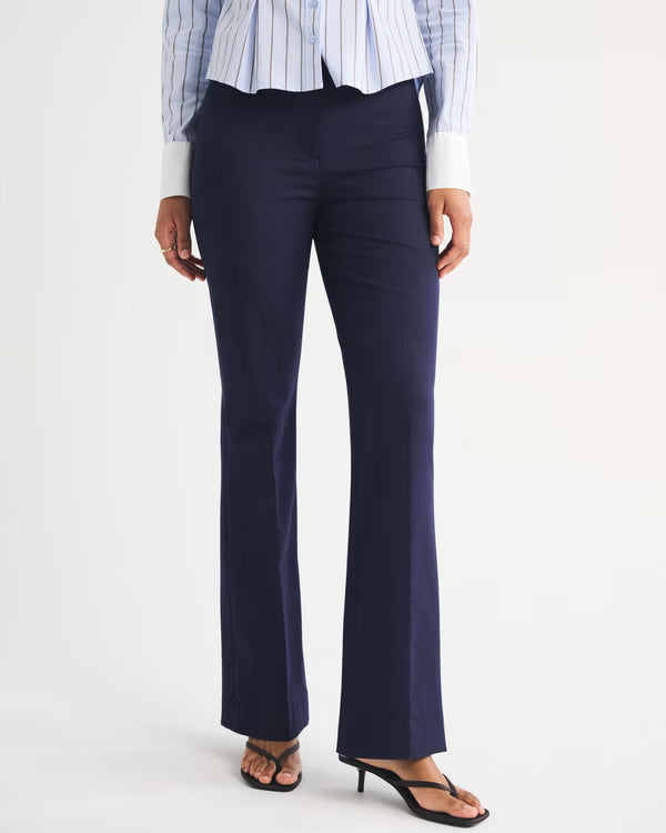 Abercrombie & Fitch - Curve Love A&F Forme Bootcut Pant